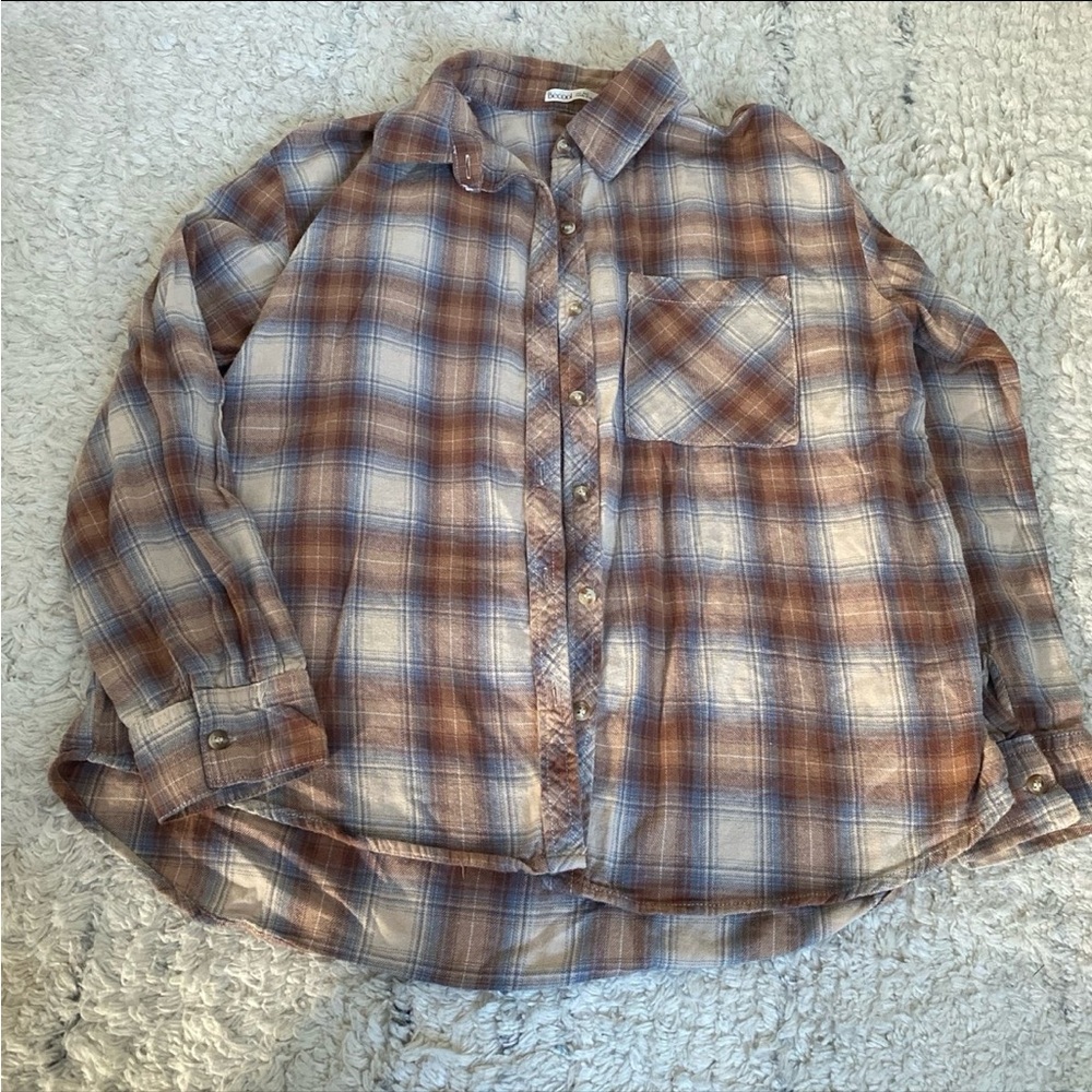 BeCool plaid button up